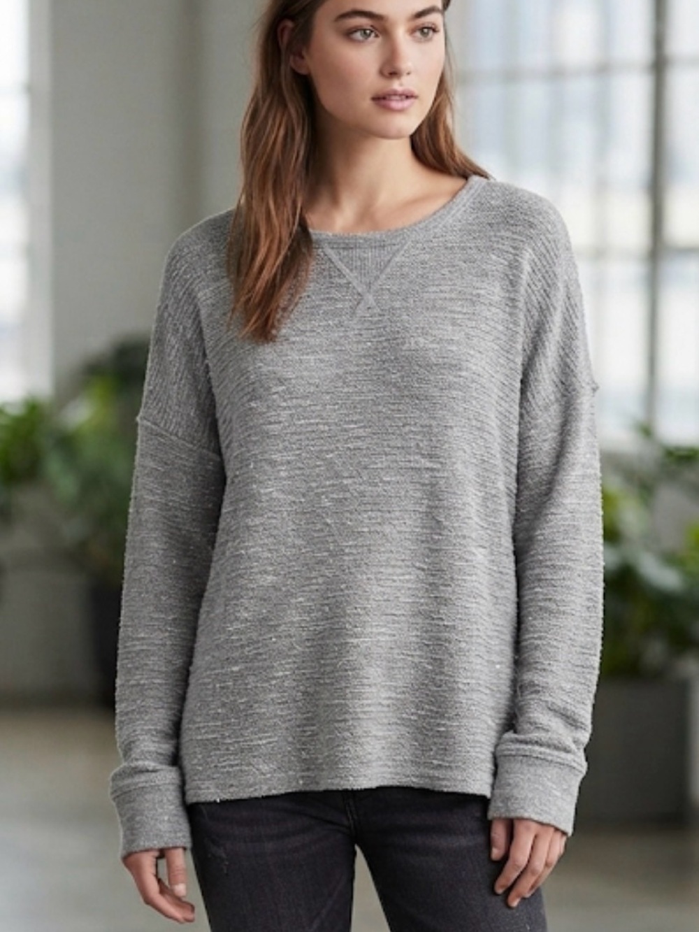 NWT American Eagle Waffle knit M Gray Pullover Long Sleeve Crew Neck Size M cozy
